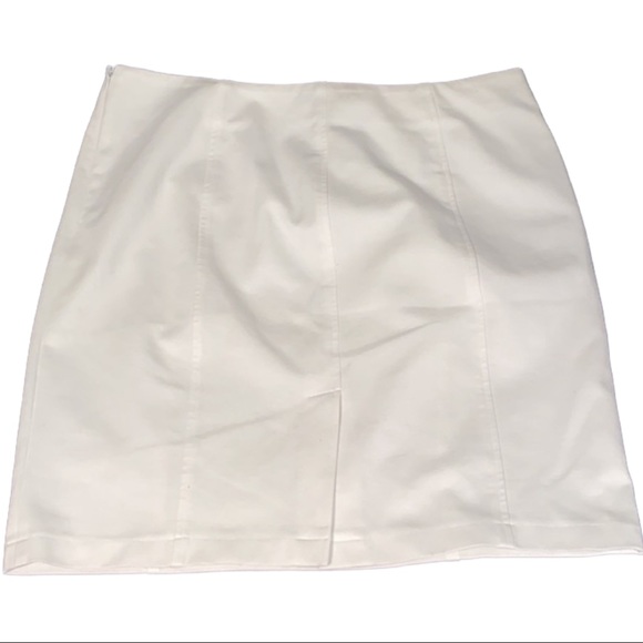 Women’s Newport News Skirt 18 White - Picture 2 of 3